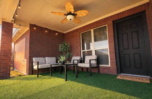 Killeen House | Luxury Couples Hideaway | King Bed Jacuzzi Spa Private Retreat
