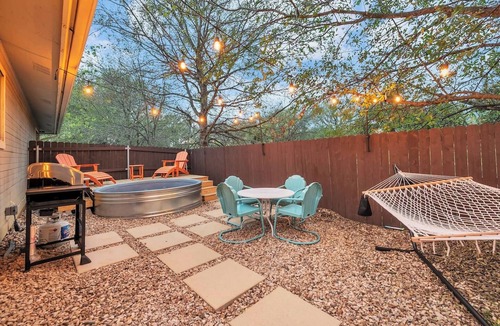 Tanglewood Forest House | Luxury Cowboy Pool | Disco Retreat Dog OK
