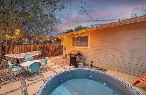 Tanglewood Forest House | Luxury Cowboy Pool | Disco Retreat Dog OK