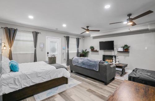 Vista House | Luxury Cozy Studio with Firepit