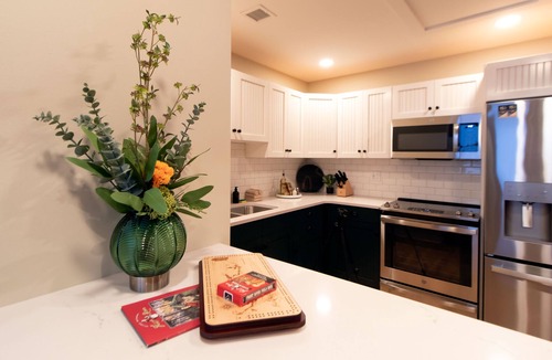 Duluth Apartment | Luxury Craft District Suites | Unit 301