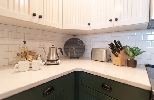 Duluth Apartment | Luxury Craft District Suites | Unit 301