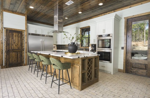 Pickens Cabin | Luxury Creekside Lodge with Pool and Pickleball