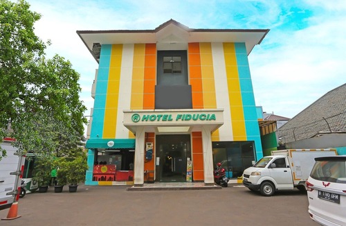 Gambir House | Luxury Deluxe DBL Retreat W/Free WiFi and Parking