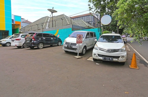 Gambir House | Luxury Deluxe DBL Retreat W/Free WiFi and Parking