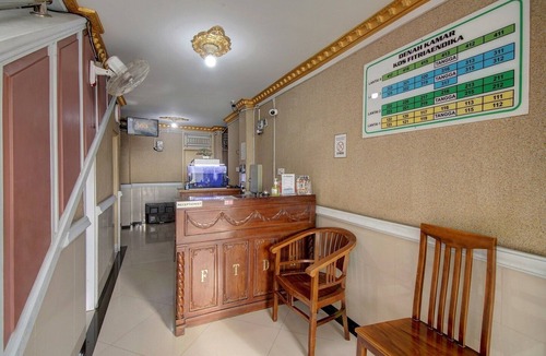 Padang House | Luxury Deluxe DBL Retreat W/Free WiFi and Parking