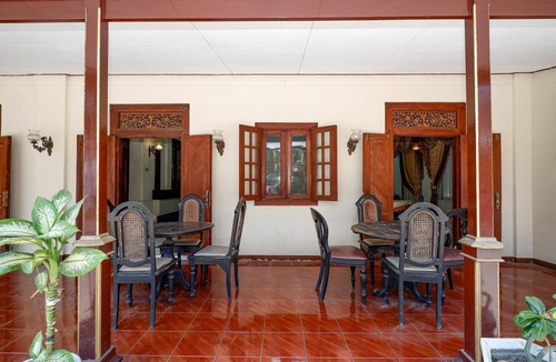 Laweyan House | Luxury Deluxe DBL Retreat W/Free WiFi and Parking