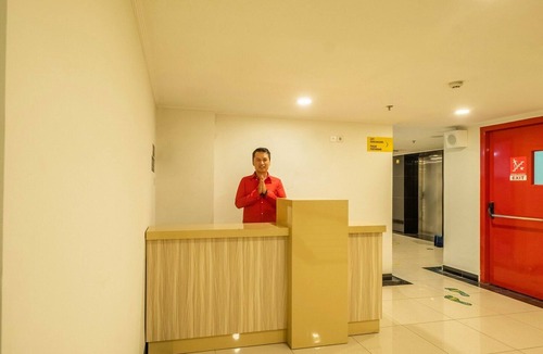 Astana Anyar House | Luxury Deluxe Double Retreat with Free WiFi