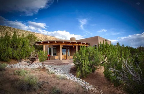 Ojo Caliente House | Luxury Desert Casita Chiminea Nights Views