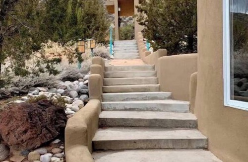 Ojo Caliente House | Luxury Desert Casita Chiminea Nights Views