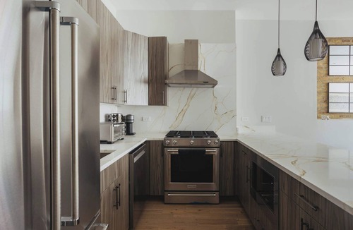 Gold Coast Apartment | Luxury Designer Apartment | Patio | Gold Coast