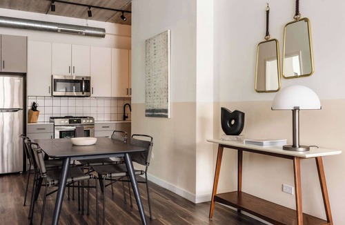Near North Side Apartment | Luxury Designer Loft 402 | River North