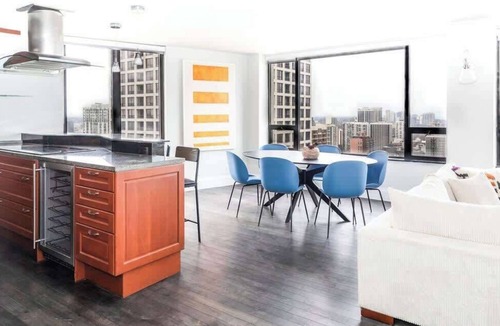 Rush and Division Apartment | Luxury Designer Penthouse 3802 | Pool | Gold Coast