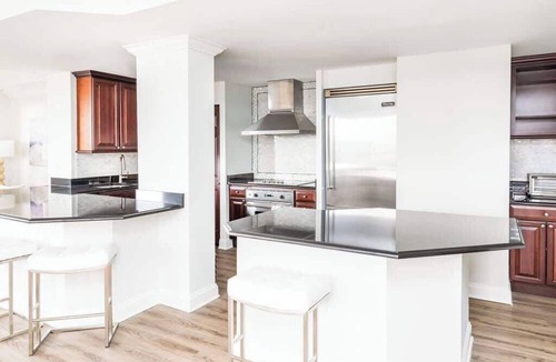 Rush and Division Apartment | Luxury Designer Penthouse Combo West | Gold Coast