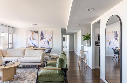 Rush and Division Apartment | Luxury Designer Penthouse 3804 | Pool | Gold Coast