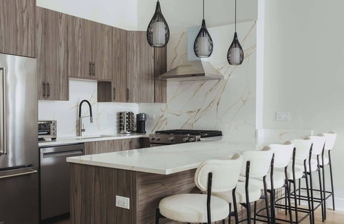 Gold Coast Apartment | Luxury Designer Penthouse|Private Deck|Gold Coast