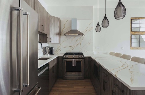 Gold Coast Apartment | Luxury Designer Penthouse|Private Deck|Gold Coast