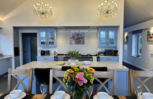 Whitcombe House | Luxury Detached House and Grounds, also benefits from full disabled facilities.