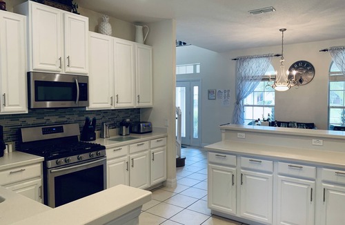 West Kissimmee House | Luxury Disney Spacious 7 BR FamilyFriendly Villa Private Pool Spa Cinema Gamesrm