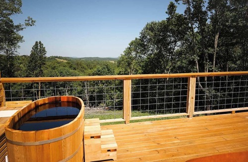 Eureka Springs Apartment | Luxury Dome at Fox Wood, with Cedar Hot Tub on large deck, built-in hammock and mountain views, only 15 minutes from downtown Eureka Springs and 8 minutes from Beaver Lake.