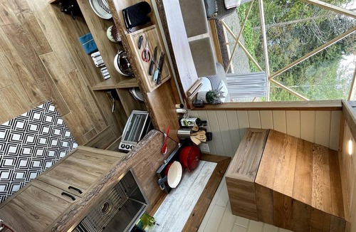 Listuguj Mi'gmaq First Nation House | Luxury Dome with Hot Tub for Relaxing Glamping Escapes to Flatlands, New Brunswick
