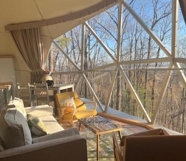 Hays Villa | Luxury dome with hot tub a romantic getaway