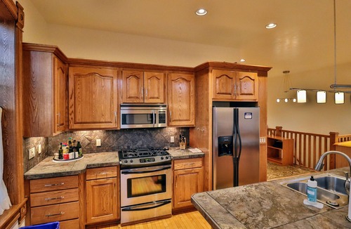 Kewaunee Apartment | Luxury Door Peninsula Loft Apartment - 30 Mins from Lambeau Field