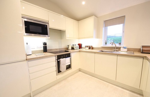 Chale Apartment | Luxury Double Room with Sea Views