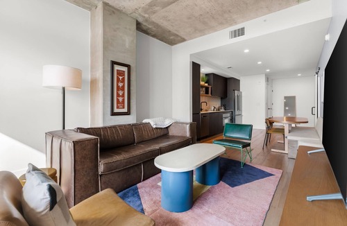 Rainey Street Historic District Condo | Luxury Downtown Austin Condo Near Rainey Street