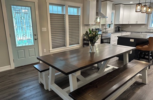 Cedar Falls House | Luxury Downtown Cedar Falls Retreat/Pool Table/Outdoor Dining/Sleeps 12