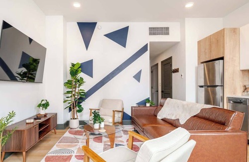 Central City Apartment | Luxury. Downtown. City Views. Walk Anywhere. Rooftop Access.