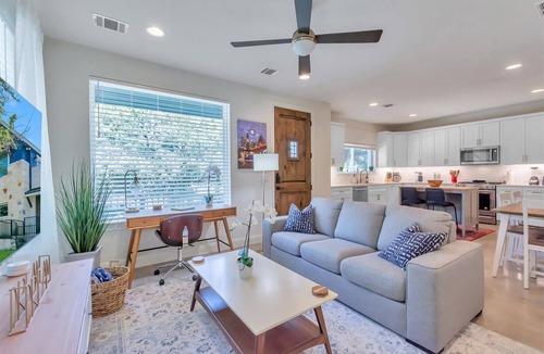 Elmhurst Heights House | Luxury Downtown Condo - Upstairs Firepit! In The Hot Middle of All The Action!