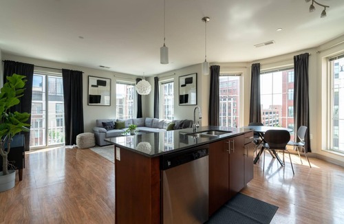 Scioto Mile Apartment | Luxury Downtown Condo