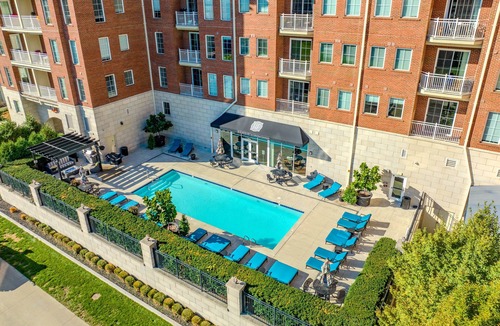 Scioto Mile Apartment | Luxury Downtown Condo