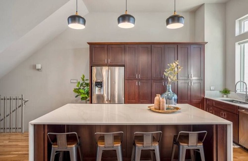 South Central Houston House | Luxury Downtown Getaway With Breathtaking Views