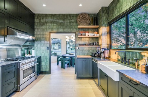 Northwest Hills House | Luxury Dream Home: 10min DT, Pets Ok, BBQ, Pool