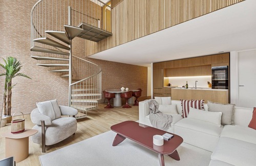 Ciudad Jardin Apartment | Luxury Duplex in Caledonian Building with Pool, Spa & Parking – North Madrid Pradillo Premium I