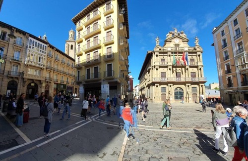 Old Town Apartment | Luxury duplex in the Town Hall Square.