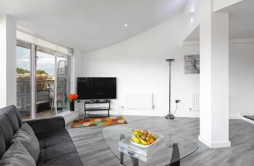 Bayswater Apartment | * Luxury DUPLEX Penthouse *