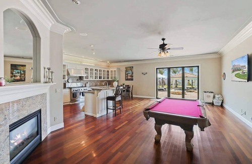 Tracy Villa | Luxury Entertainment Oasis