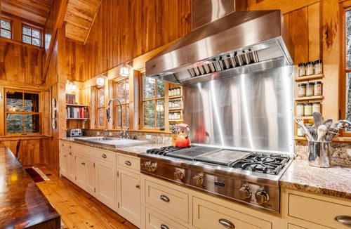 Hayward Cabin | Luxury Estate on Tiger Cat Flowage