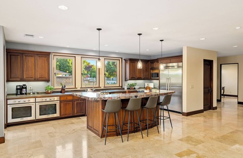 Templeton Villa | Luxury Estate Pool, Spa, Casita Sleeps 12