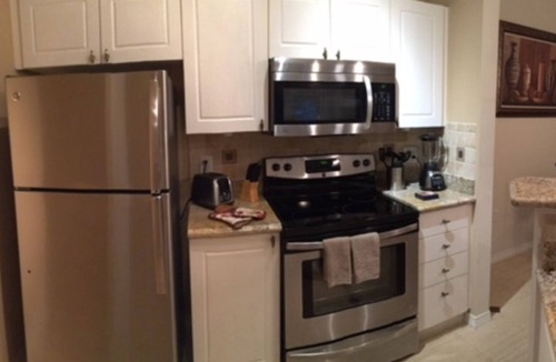 South Shore Harbour Condo | Luxury Executive Condo Exceptional Location !