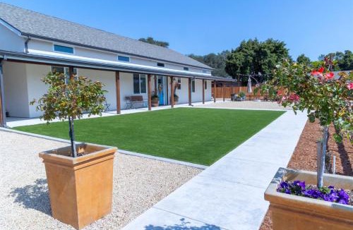 Arroyo Grande House | Luxury Farmhouse Near Coast & Wine