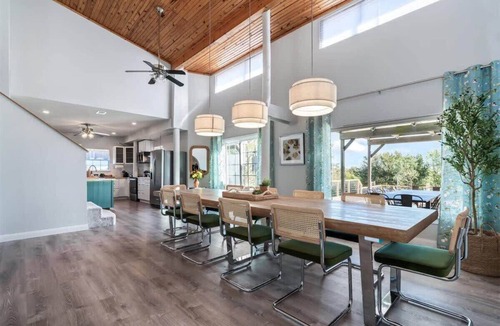 Manor House | Luxury Farmhouse Retreat | Pool Spa 5 Acres