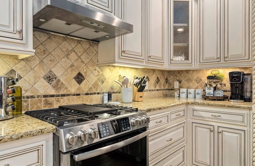 Vickery Place House | Luxury FIFA World Cup Retreat | Game Room | Fire Pit | Gym | Dallas