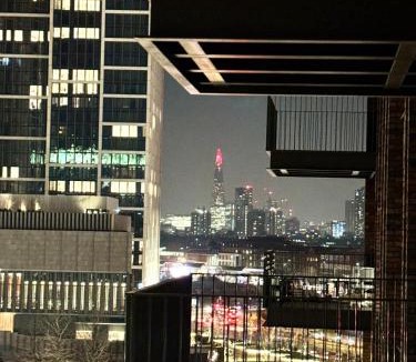 Vauxhall Apartment | Luxury flat by the American Embassy