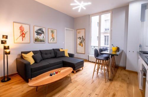 Faubourg-du-Roule Apartment | Luxury Flat Champs Elysées 4 Guests