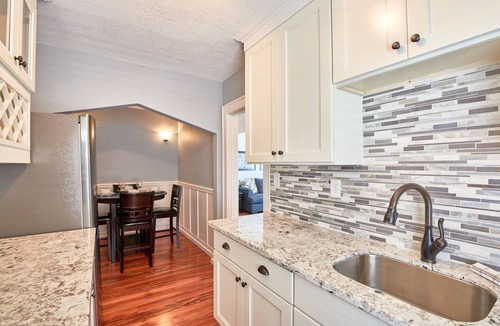 Newberg Condo | Luxury Flat in Downtown Newberg - Suite #5