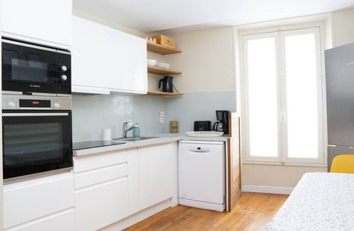 Versailles Apartment | Luxury flat with 2 bedrooms, terrasse in downtown